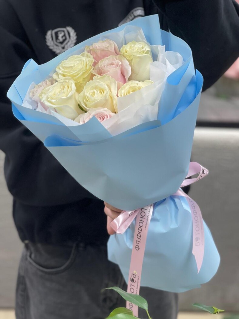 Витринный букет №999