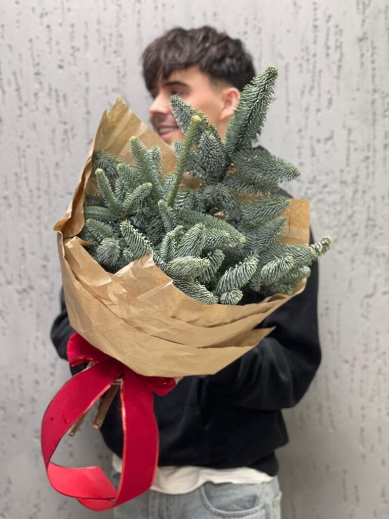 Витринный букет №678