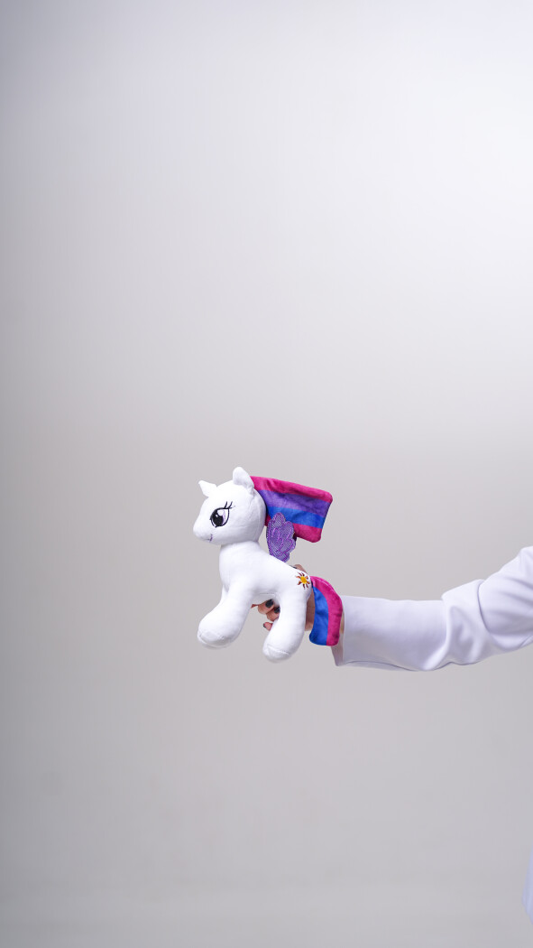 Белый пони (25см)