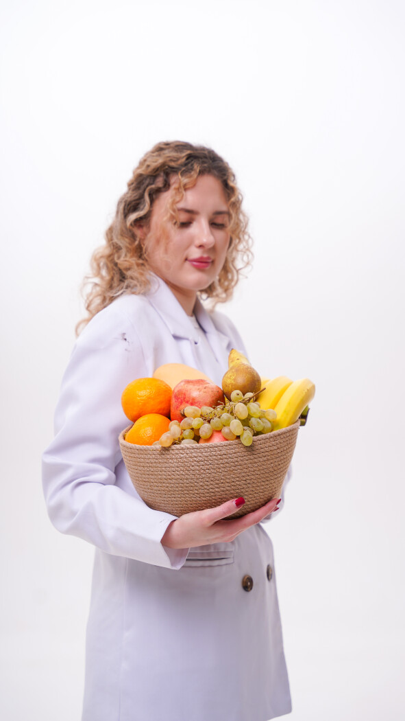 Подарочное кашпо с фруктами