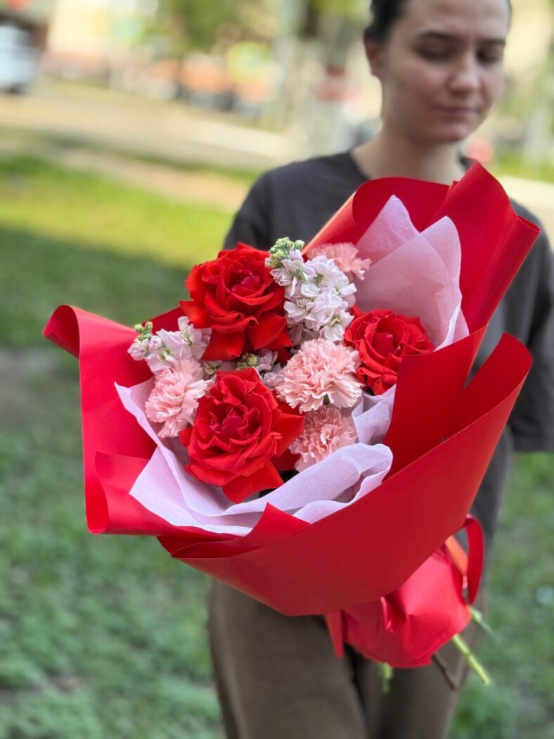 Витринный букет №922