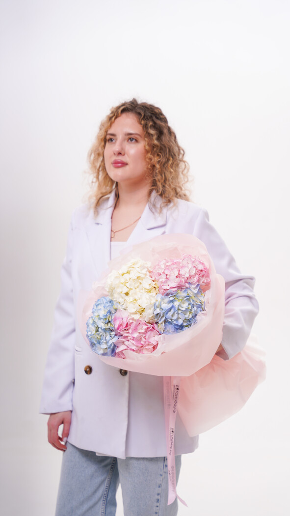 5 гортензий микс в оформлении №305