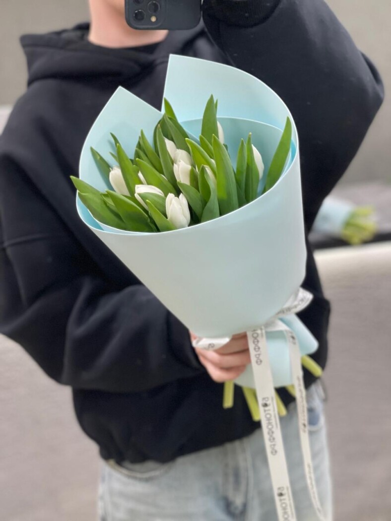 Витринный букет №077