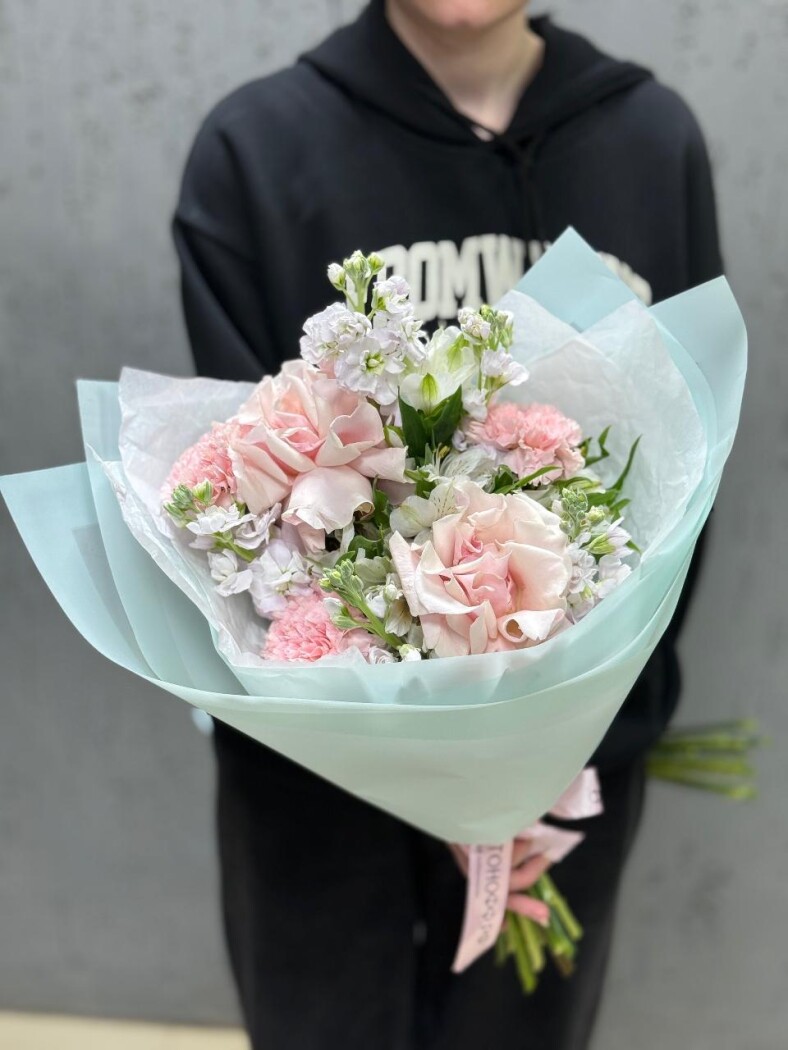 Витринный букет №811