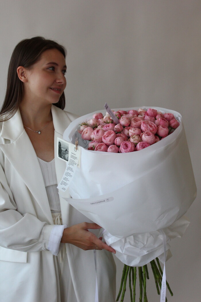 Монобукет из кустовой розы Сильва