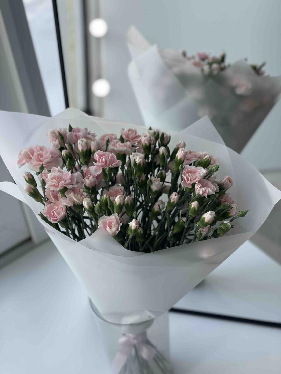 Букет 1 из кустовых диантусов 