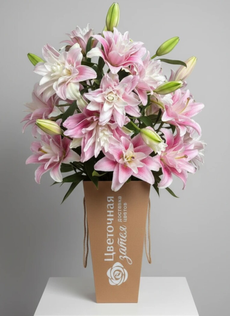 Банч из 5 веток махровых лилий