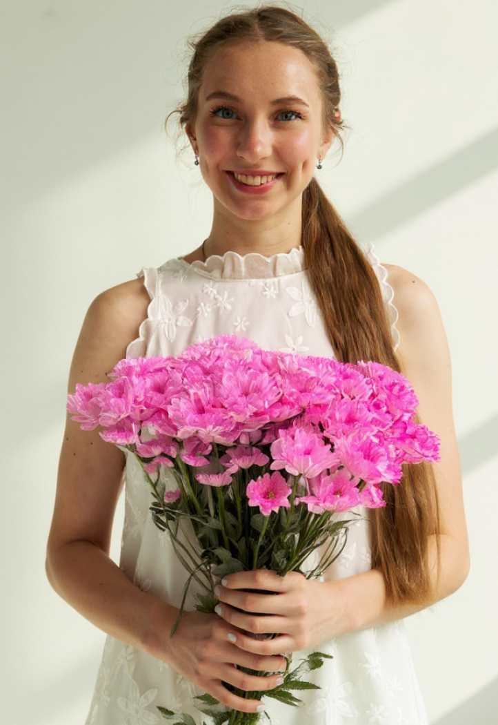 Банч из 5  веток розовых хризантем