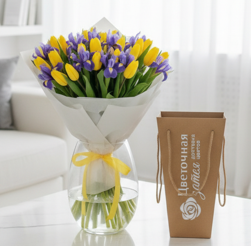 Букет из 20 желтых тюльпанов и 21 ириса