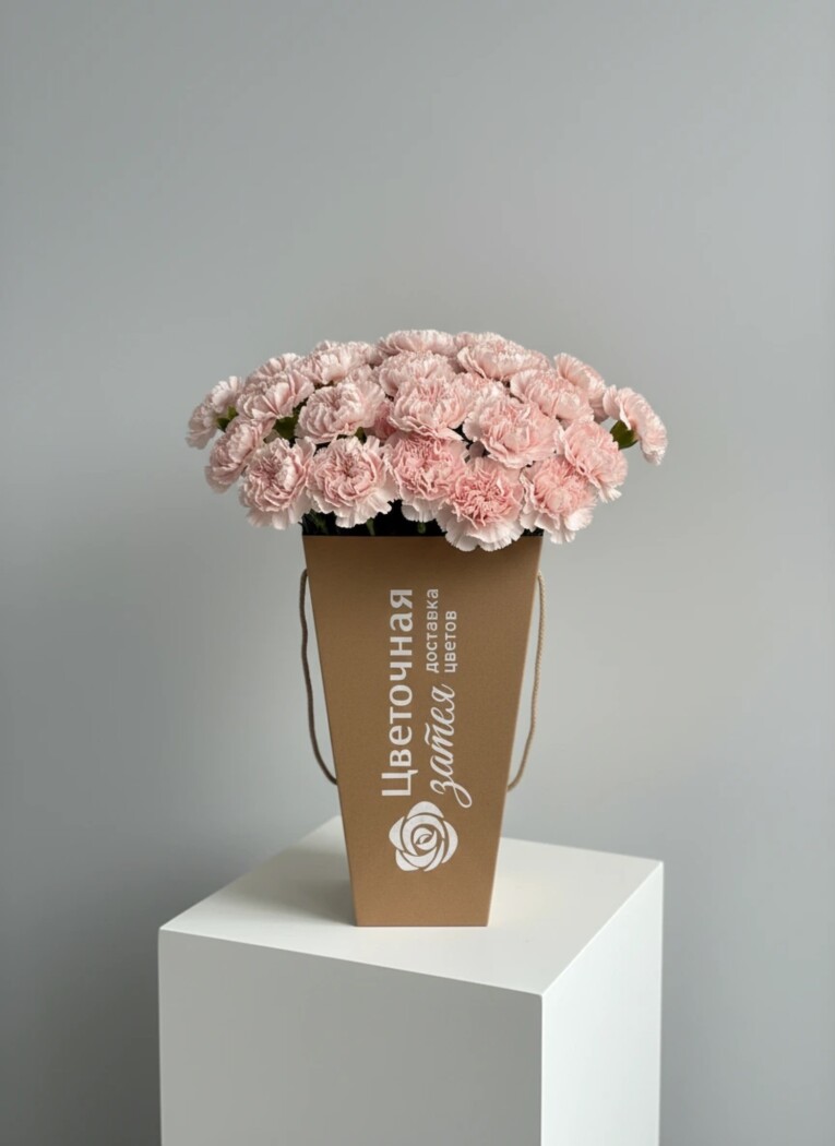 Банч из 19  диантусов светло-розового цвета